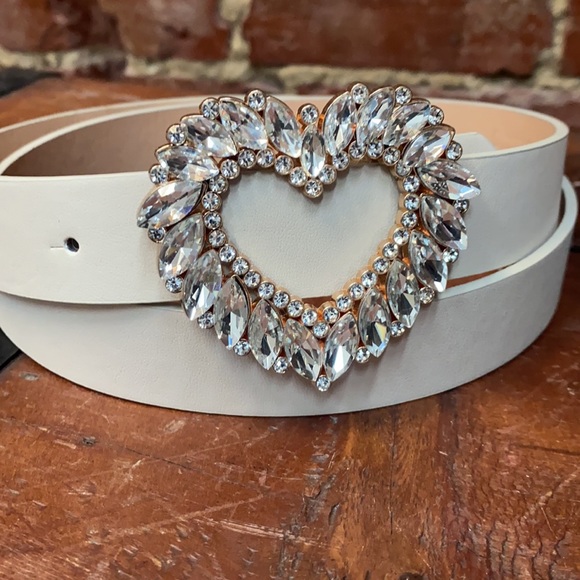 Red Rhinestone Heart Belt - Picture 13 of 15
